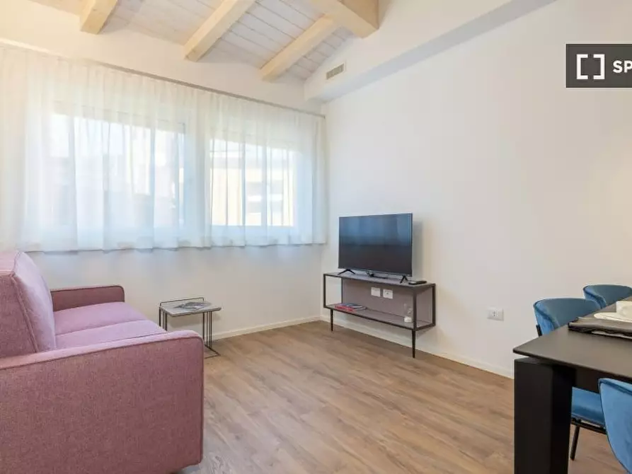 Immagine 13 di Camera condivisa in affitto  in San Giovanni a Trento