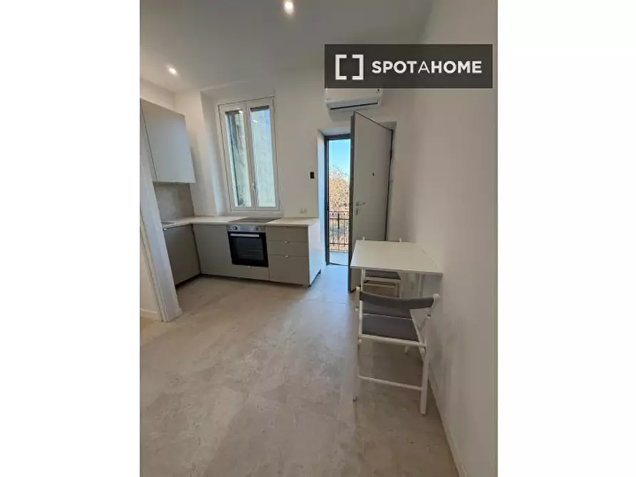 Immagine 13 di Ufficio in affitto  in Via Treviglio a Milano