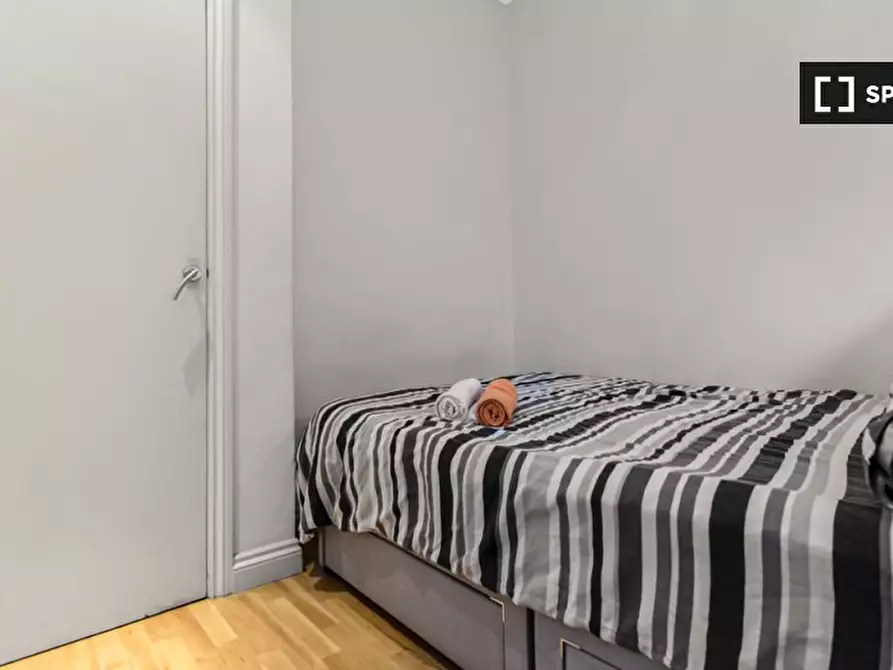 Immagine 13 di Appartamento in affitto  in George St a Richmond