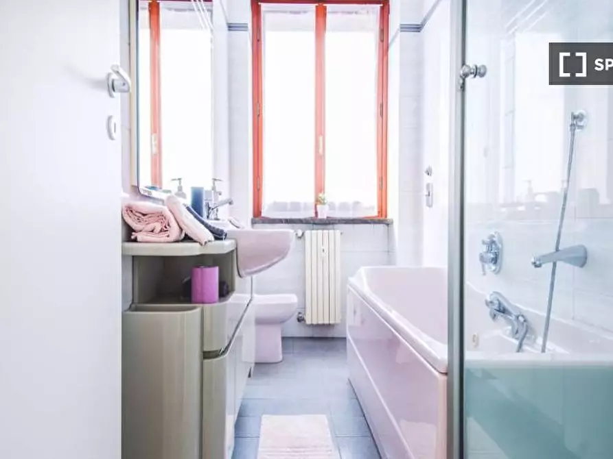 Immagine 14 di Camera condivisa in affitto  in Via Achille Zezon a Milano