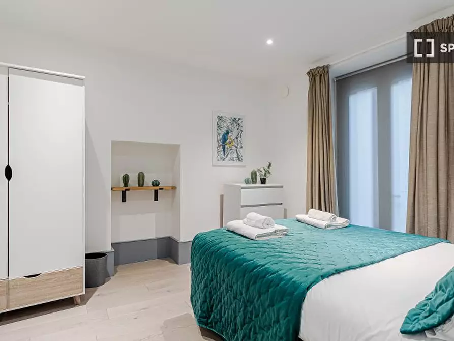 Immagine 2 di Appartamento in affitto  in Lower Ground a Kensington