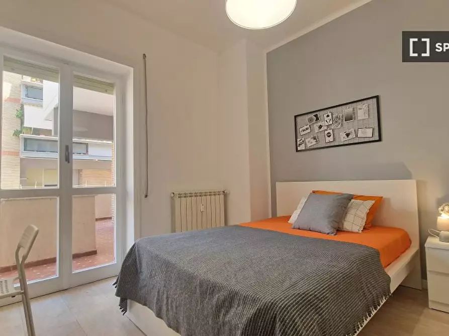 Immagine 7 di Camera condivisa in affitto  in Lungotevere di Pietra Papa a Roma