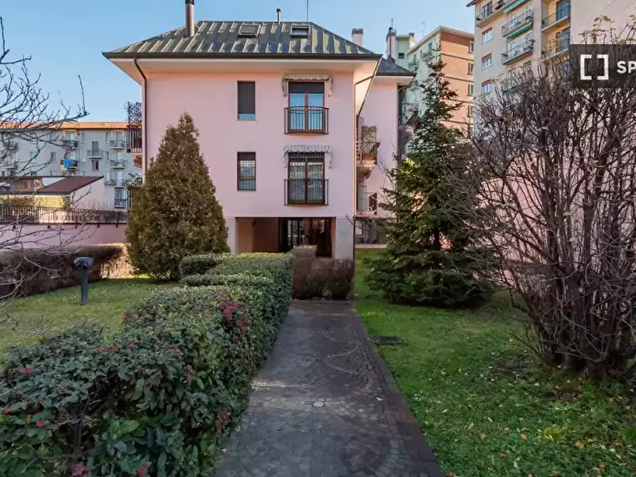 Immagine 3 di Appartamento in affitto  in Via Romeo Frassinetti a Milano