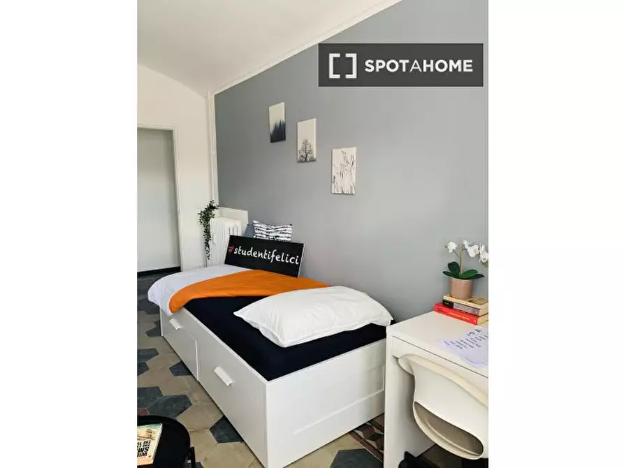 Immagine 5 di Camera condivisa in affitto  in Via Galliari n. a Torino