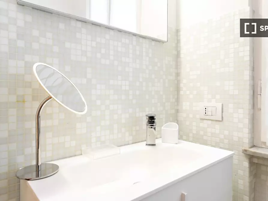 Immagine 14 di Appartamento in affitto  in Via Disciplini a Milano