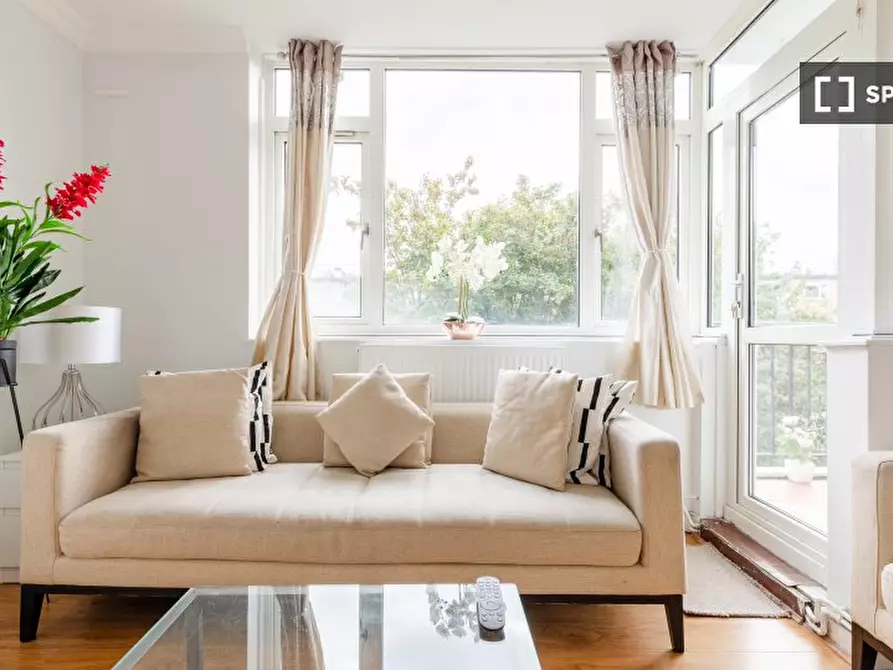 Immagine 7 di Appartamento in affitto  in Deeley Rd a Lambeth