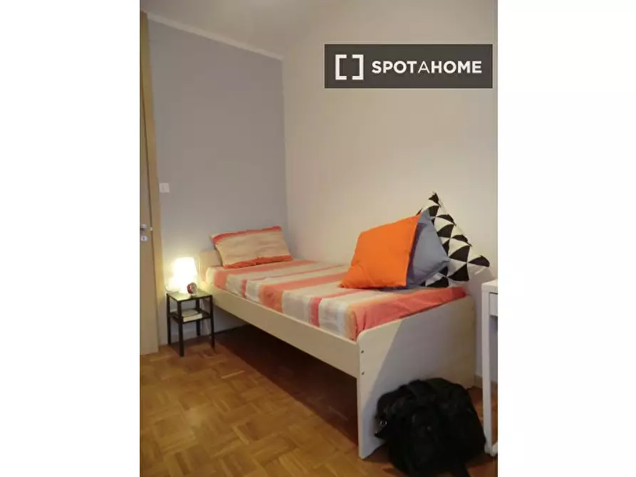 Immagine 6 di Camera condivisa in affitto  in Via Pio X a Padova