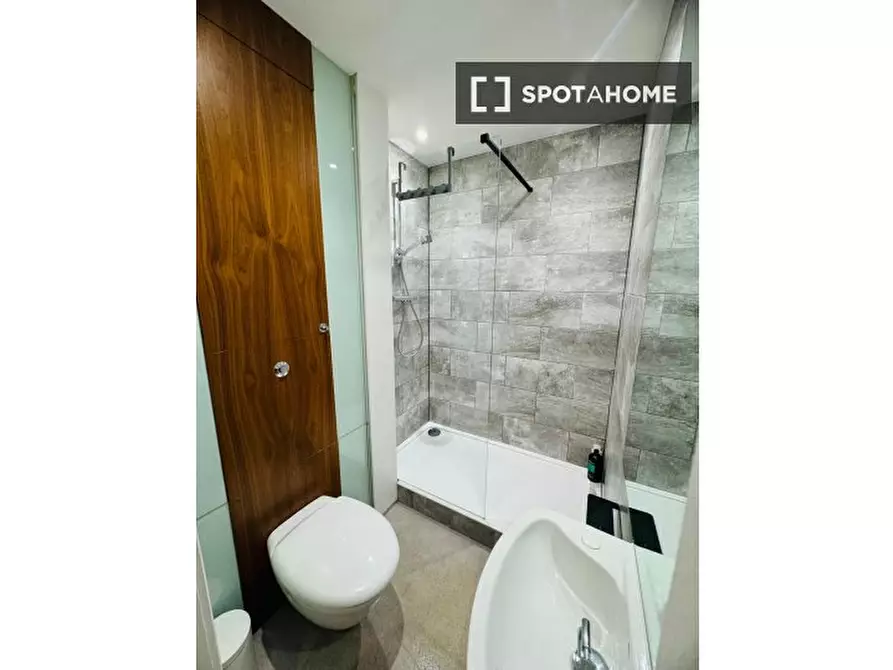 Immagine 5 di Appartamento in affitto  in Bell Street a Camden Town