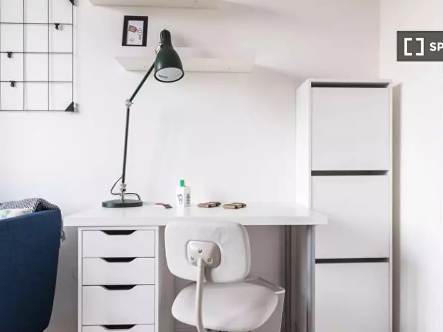 Immagine 10 di Camera condivisa in affitto  in Viale Zara a Milano