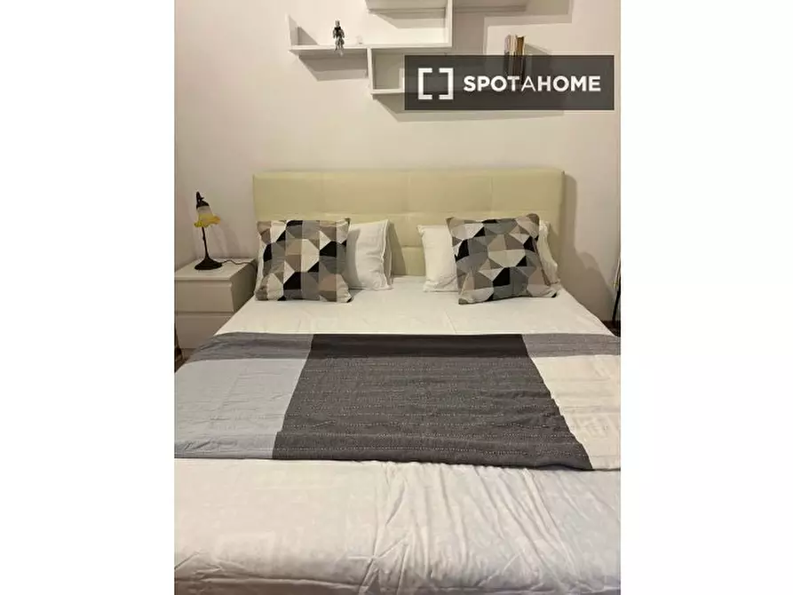 Immagine 11 di Appartamento in affitto  in Via dei Foraggi a Roma