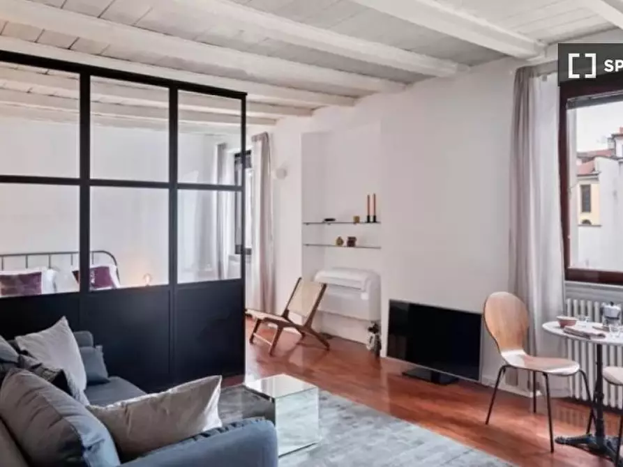 Immagine 1 di Appartamento in affitto  in Corso Genova a Milano
