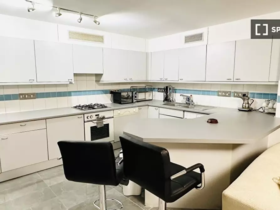 Immagine 6 di Appartamento in affitto  in Kensington Gardens Square a Paddington