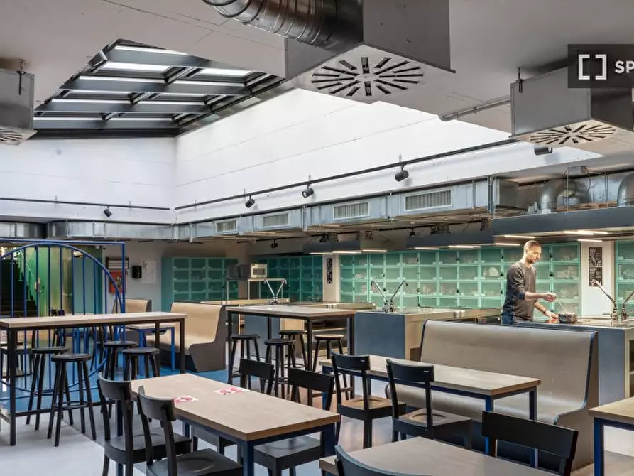 Immagine 6 di Camera condivisa in affitto  in Via Aristotile Fioravanti a Bologna