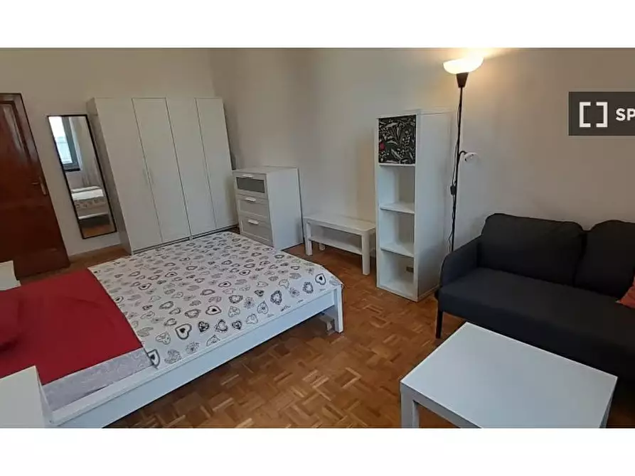 Immagine 3 di Camera condivisa in affitto  in Via Giambattista Lulli a Firenze