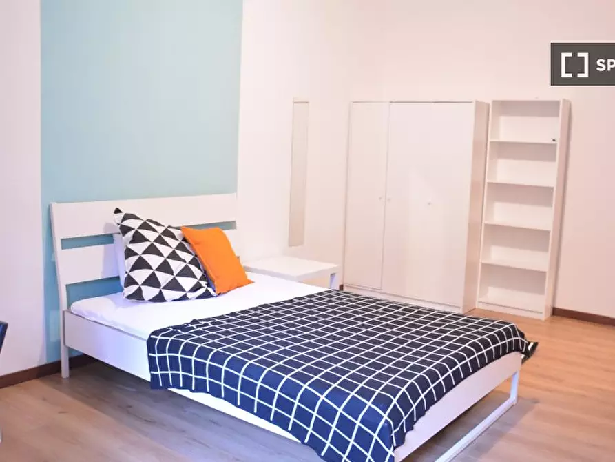 Immagine 13 di Camera condivisa in affitto  in Via Tigelliob a Cagliari