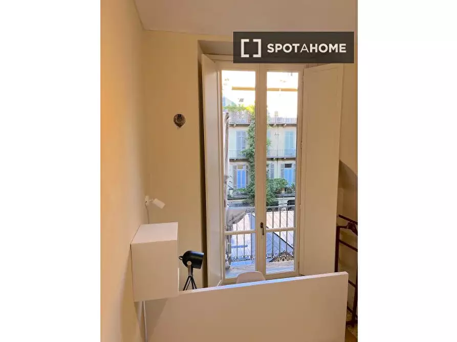 Immagine 5 di Camera condivisa in affitto  in Via Giovanni Camerana a Torino
