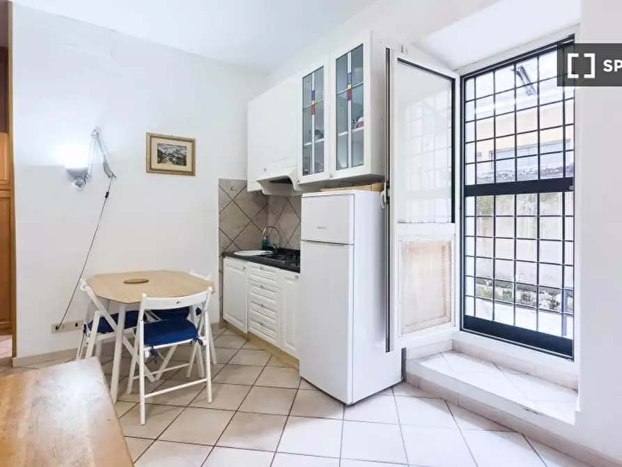 Immagine 9 di Appartamento in affitto  in Via Modica a Roma