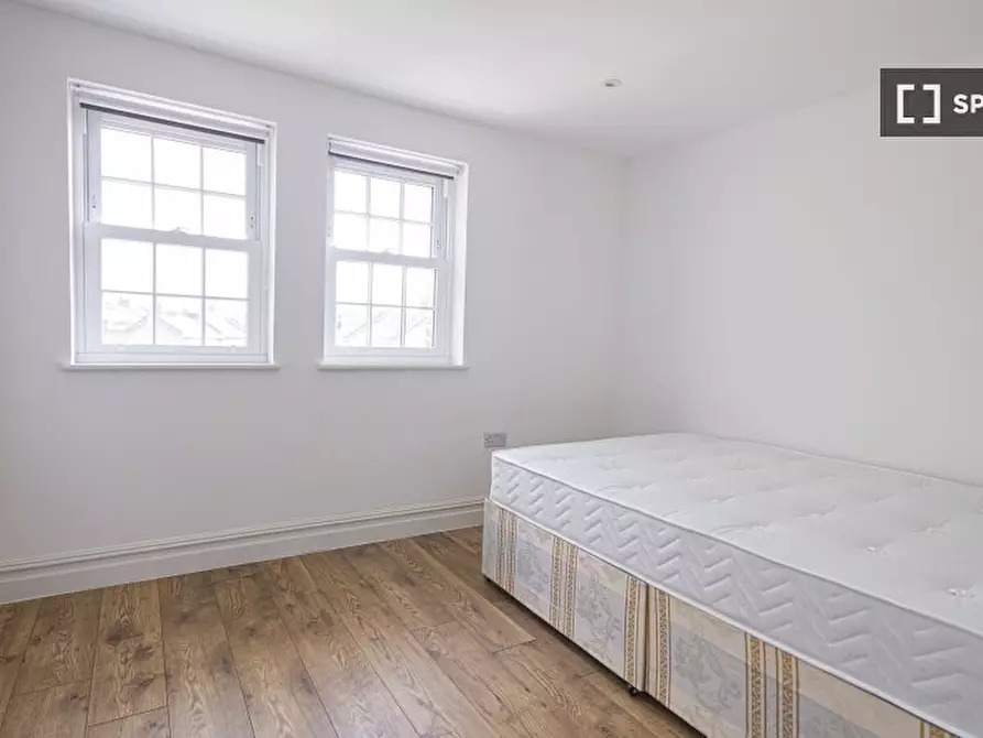 Immagine 9 di Appartamento in affitto  in Hollybush St a East Ham