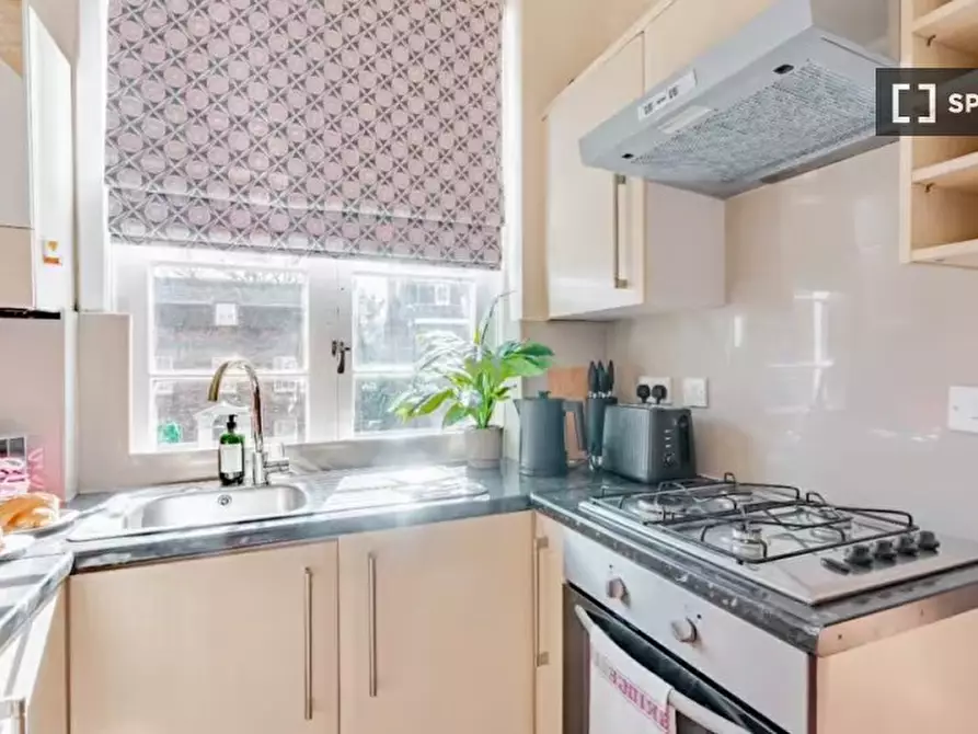 Immagine 2 di Appartamento in affitto  in West Hill a Wandsworth