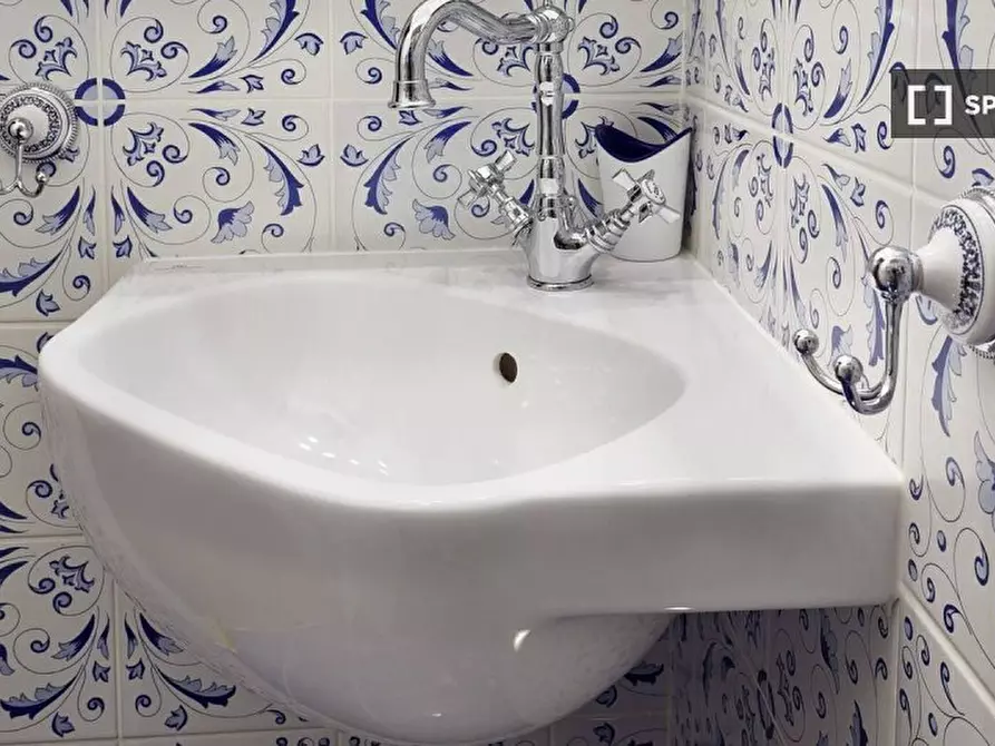 Immagine 10 di Appartamento in affitto  in Via Romana a Firenze