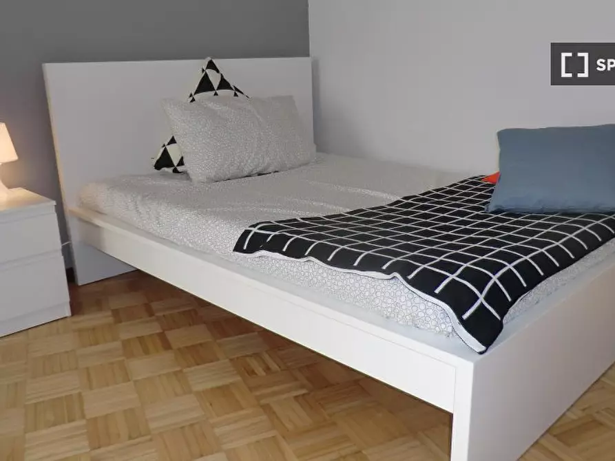 Immagine 8 di Camera condivisa in affitto  in via Piovese a Padova