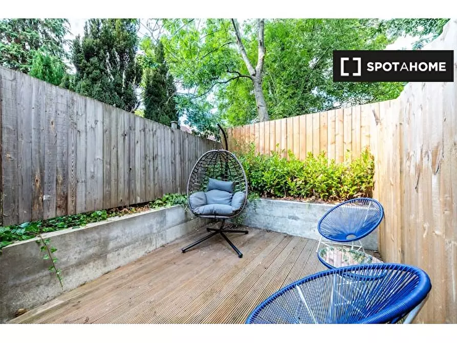 Immagine 6 di Ufficio in affitto  in Flat Lyncroft Studios a Camden Town