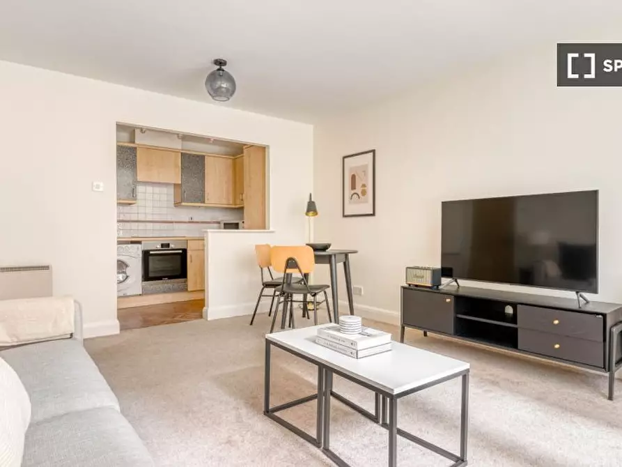 Immagine 2 di Appartamento in affitto  in Bartholomew Cl a Islington