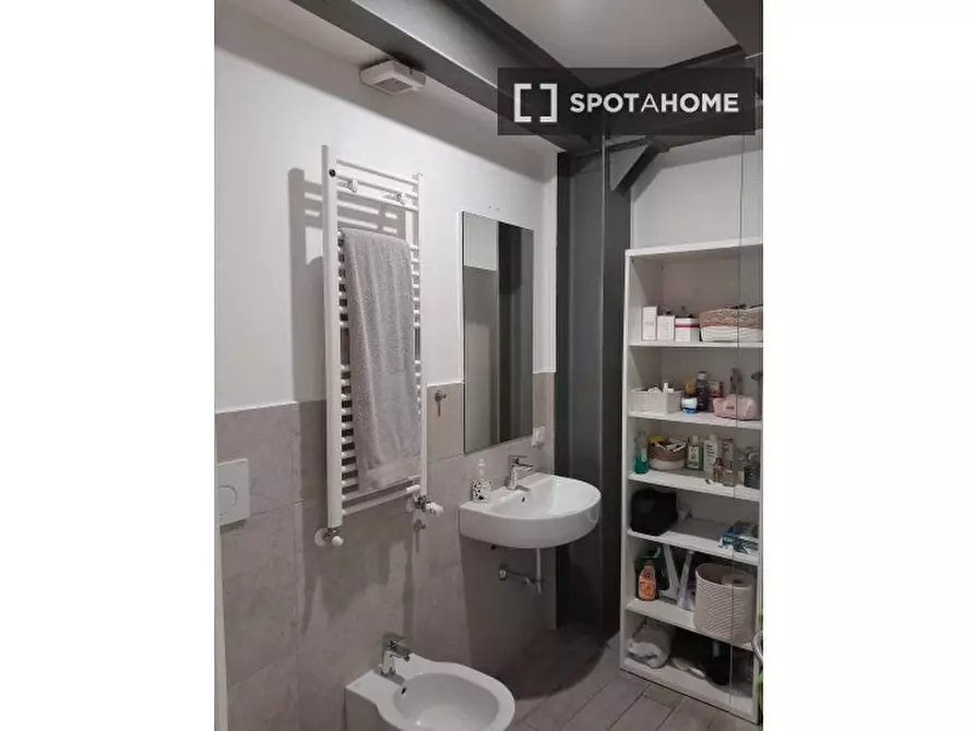 Immagine 8 di Ufficio in affitto  in Via Gargano a Milano