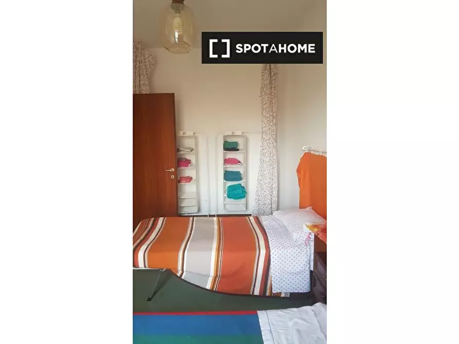 Immagine 3 di Camera condivisa in affitto  in Via Franzela a Padova