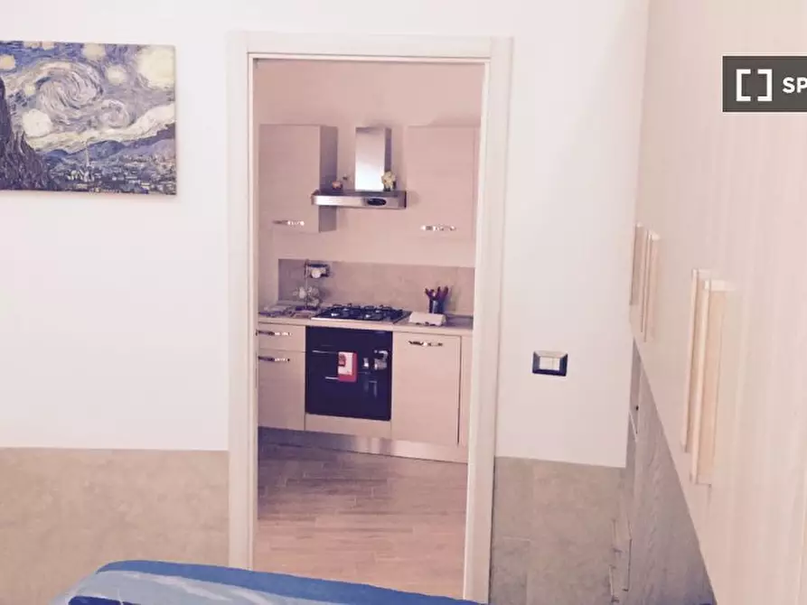 Immagine 2 di Appartamento in affitto  in Via Flavio Gioia a Napoli