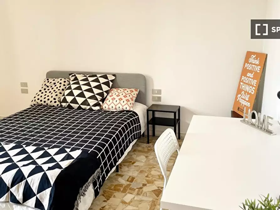 Immagine 6 di Camera condivisa in affitto  in VIA FRUSA/G a Firenze