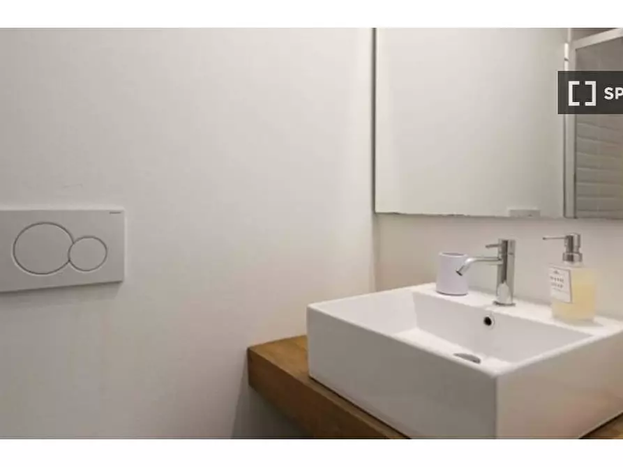 Immagine 10 di Ufficio in affitto  in Piazza de' Frescobaldi a Firenze