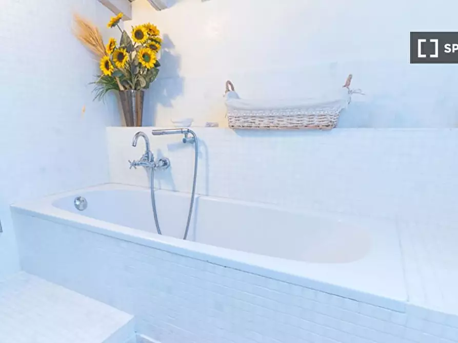 Immagine 16 di Appartamento in affitto  in Via Ghibellina a Firenze