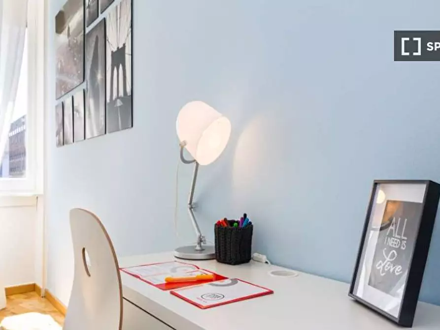 Immagine 5 di Camera condivisa in affitto  in Via Larga a Milano