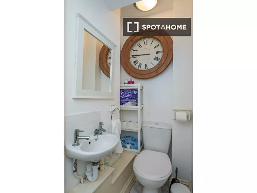 Immagine 14 di Appartamento in affitto  in A Lyham Road a Lambeth
