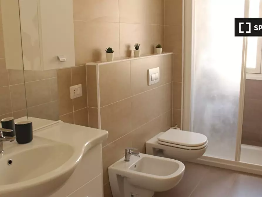 Immagine 9 di Camera condivisa in affitto  in Via Antonio Carnevali a Milano