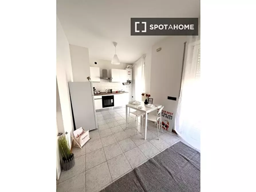 Immagine 7 di Camera condivisa in affitto  in Bolzano a Trento