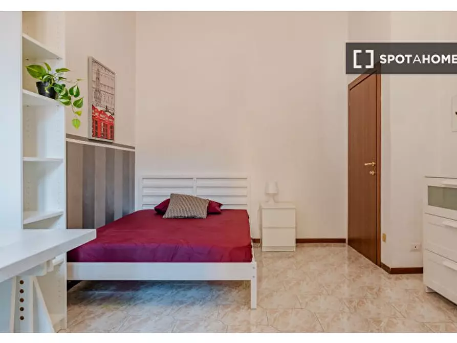 Immagine 2 di Camera condivisa in affitto  in Via Conchetta a Milano