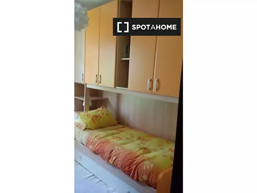 Immagine 4 di Camera condivisa in affitto  in Via del Beato Egidio a Perugia