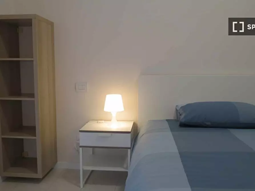 Immagine 10 di Appartamento in affitto  in Via Beato Angelico a Milano