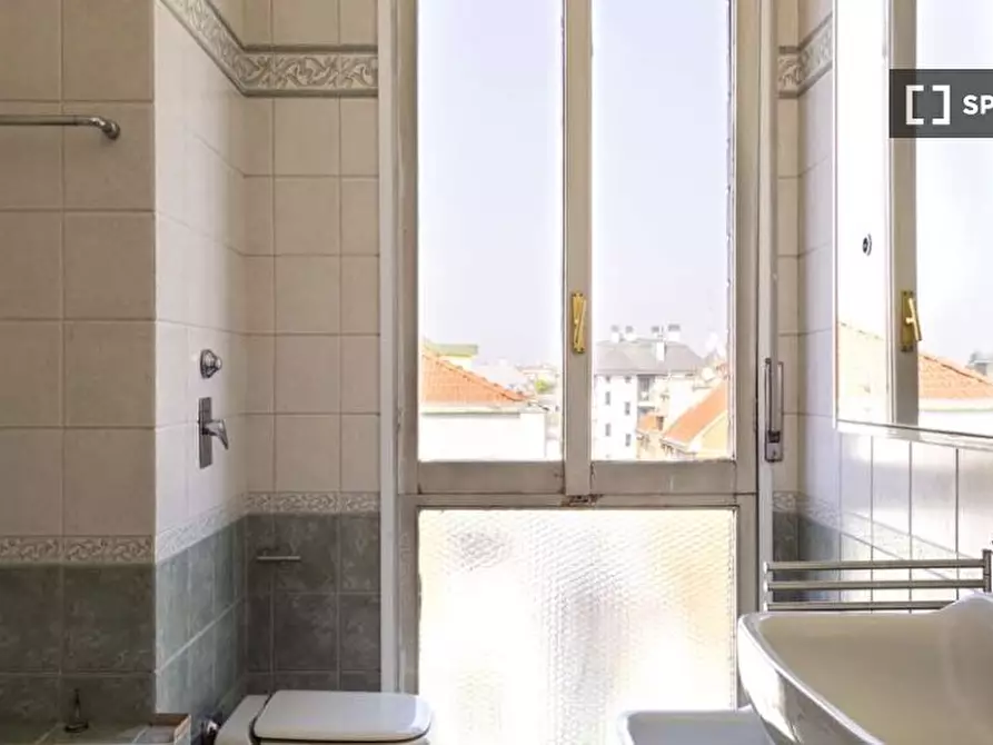 Immagine 13 di Camera condivisa in affitto  in Via Battistotti Sassi a Milano