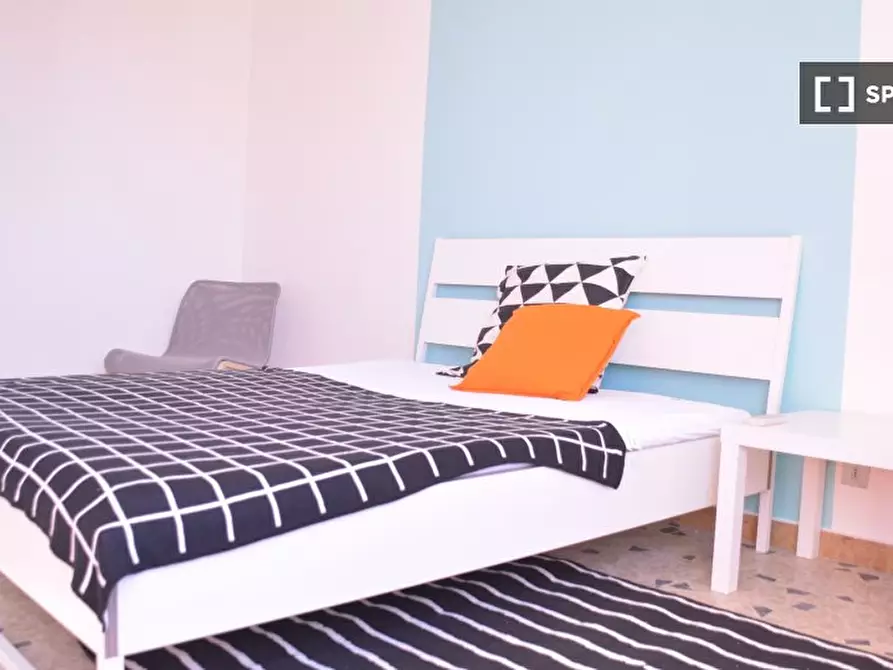 Immagine 1 di Camera condivisa in affitto  in Via dei Passeri a Cagliari