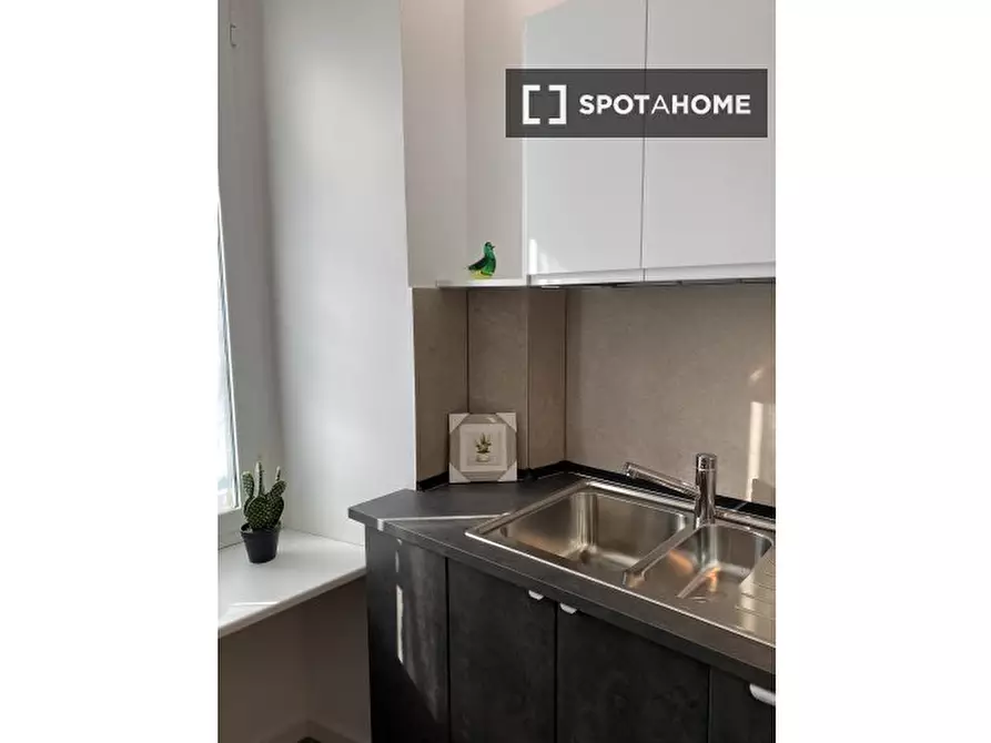 Immagine 8 di Appartamento in affitto  in Via dei Campani a Roma