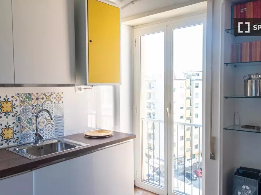 Immagine 19 di Camera condivisa in affitto  in Via Mario Musco a Roma