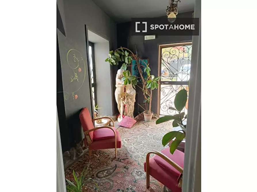 Immagine 13 di Camera condivisa in affitto  in Via Antonio Gramsci a Castel Gandolfo