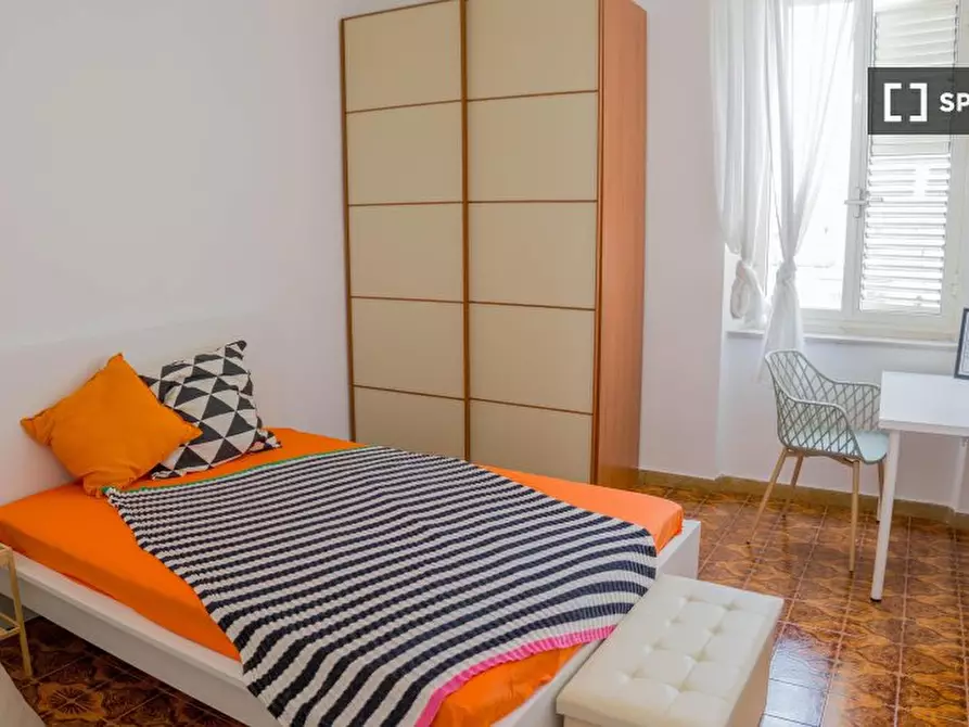 Immagine 1 di Camera condivisa in affitto  in Goldoni a Cagliari