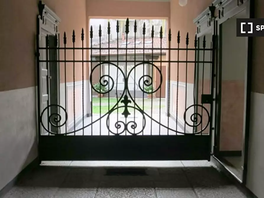 Immagine 16 di Appartamento in affitto  in Via Altaguardia a Milano