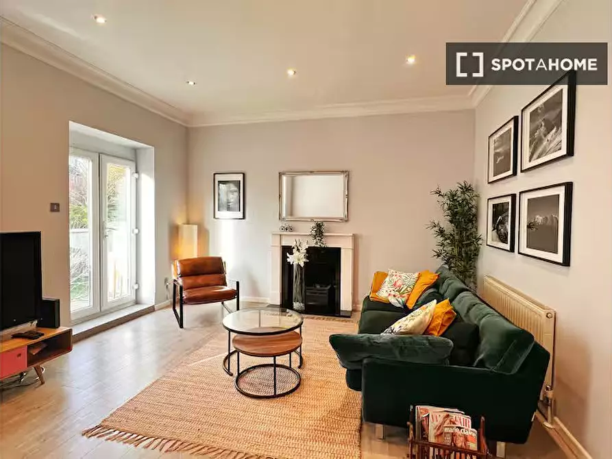 Immagine 4 di Appartamento in affitto  in Daleham Gardens a Camden Town