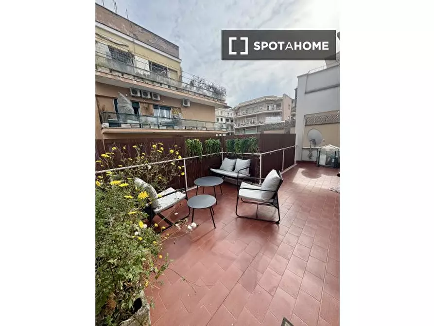 Immagine 3 di Ufficio in affitto  in Via Barnaba Tortolini a Roma