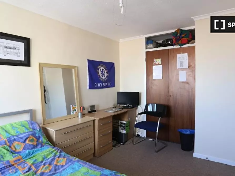 Immagine 12 di Camera condivisa in affitto  in Wager Street a Poplar